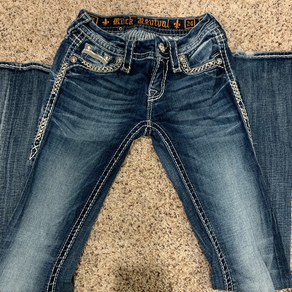 Size25 Essie Bootcut Rock Revival